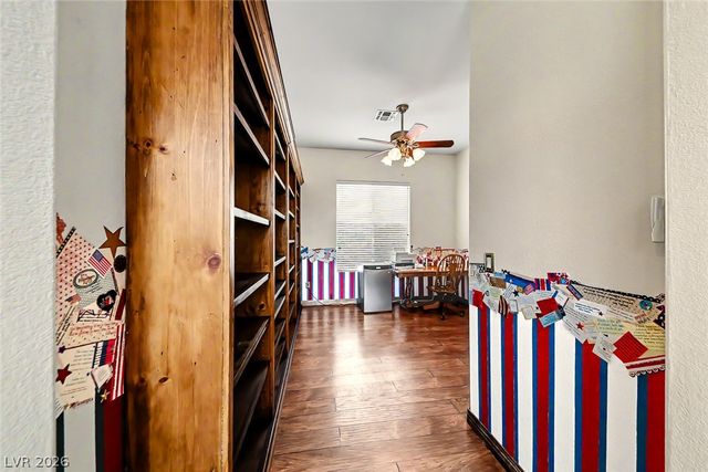 2306 Schaeffer Hills Drive, Henderson, NV 89052