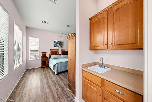 2306 Schaeffer Hills Drive, Henderson, NV 89052