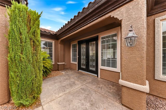 2306 Schaeffer Hills Drive, Henderson, NV 89052