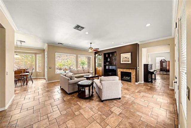 2306 Schaeffer Hills Drive, Henderson, NV 89052