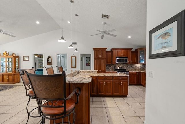 13719 SEMINOLE TRAIL, Wimauma, FL 33598