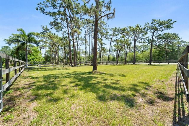 13719 SEMINOLE TRAIL, Wimauma, FL 33598