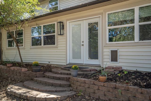 8912 S Hickory Road, Krum, TX 76249