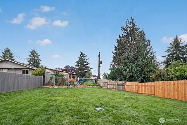 12809 4th Avenue S, Burien, WA 98168