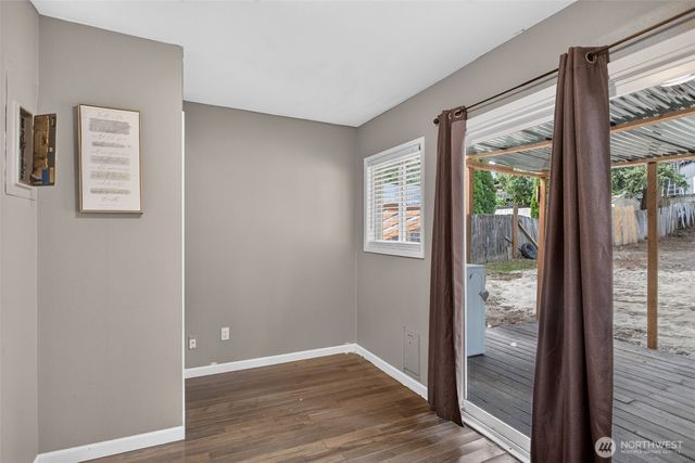 12809 4th Avenue S, Burien, WA 98168