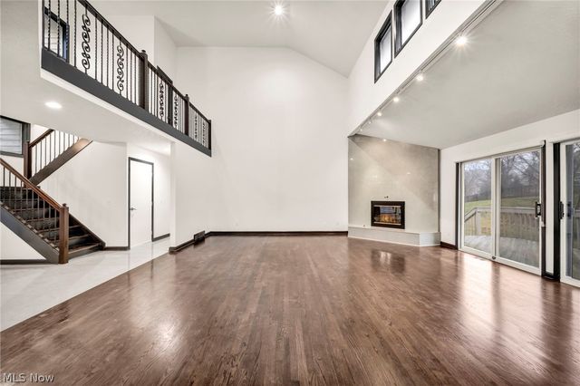 2 Salem Court, Beachwood, OH 44122