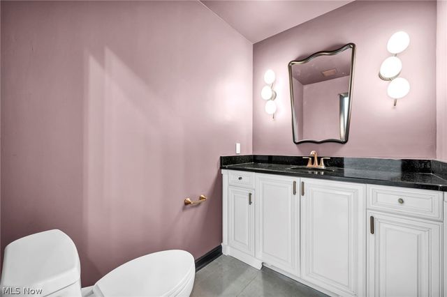 2 Salem Court, Beachwood, OH 44122