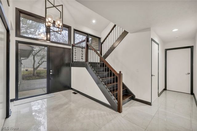 2 Salem Court, Beachwood, OH 44122