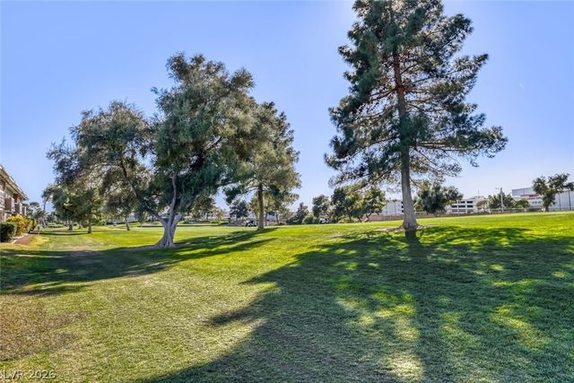 2855 Geary Place 3205, Las Vegas, NV 89109