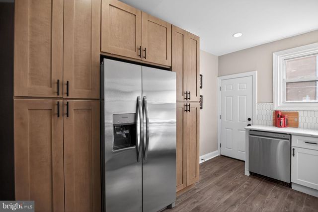 2014 MOORE ST, Philadelphia, PA 19145