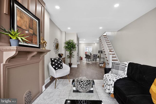 2014 MOORE ST, Philadelphia, PA 19145