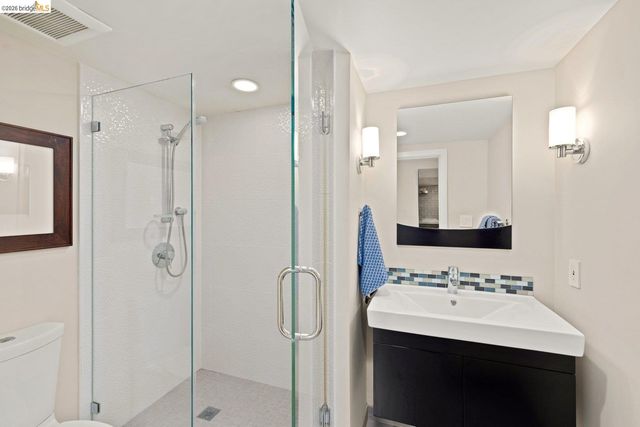 965 Ramona Way, San Leandro, CA 94577