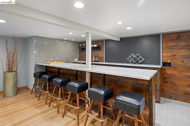 965 Ramona Way, San Leandro, CA 94577
