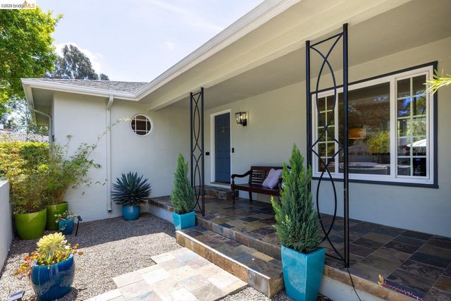 965 Ramona Way, San Leandro, CA 94577