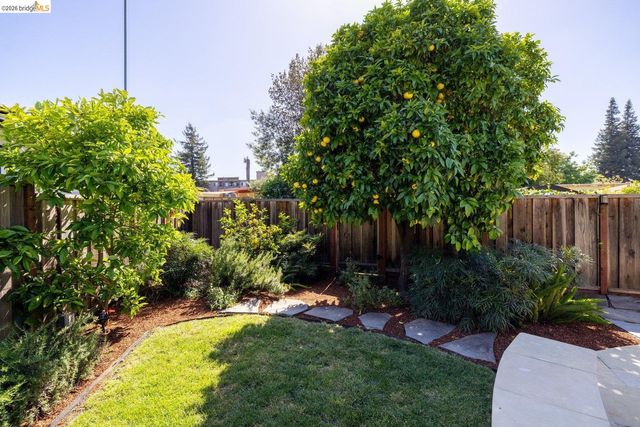 965 Ramona Way, San Leandro, CA 94577