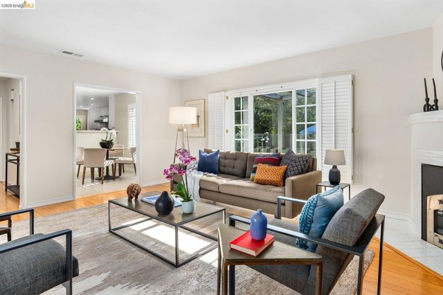 965 Ramona Way, San Leandro, CA 94577