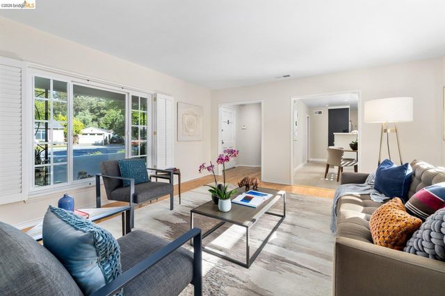 965 Ramona Way, San Leandro, CA 94577