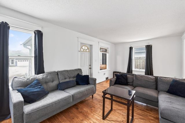 1311 Pacific Street, Saint Paul, MN 55106