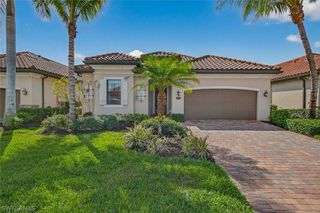 3001 Aviamar CIR, Naples, FL 34114