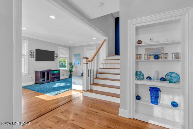 300 Salem Avenue, Spring Lake, NJ 07762