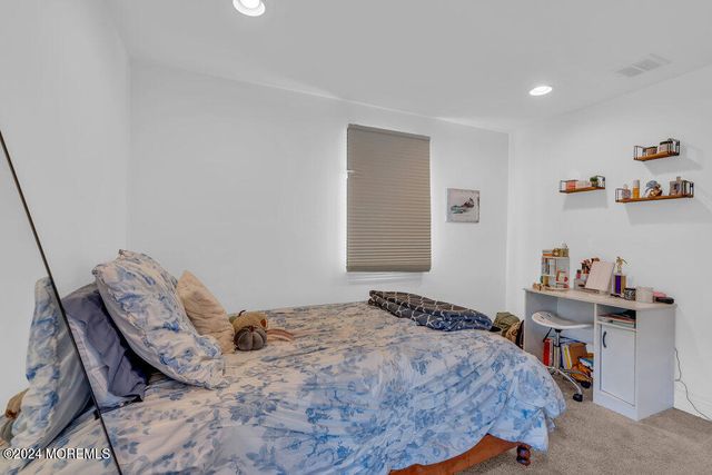 300 Salem Avenue, Spring Lake, NJ 07762