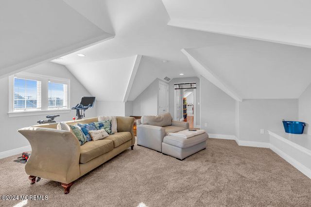 300 Salem Avenue, Spring Lake, NJ 07762