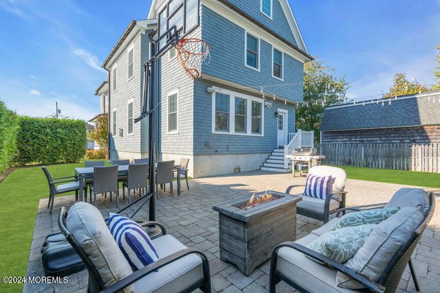 300 Salem Avenue, Spring Lake, NJ 07762