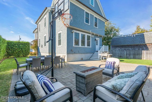 300 Salem Avenue, Spring Lake, NJ 07762