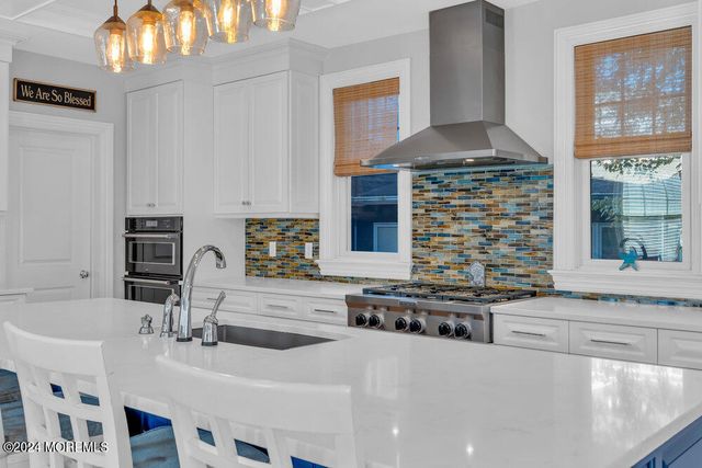 300 Salem Avenue, Spring Lake, NJ 07762