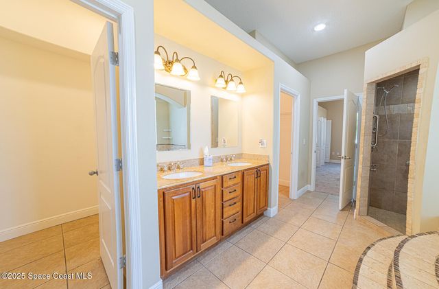 375 Nora Avenue, Merritt Island, FL 32952