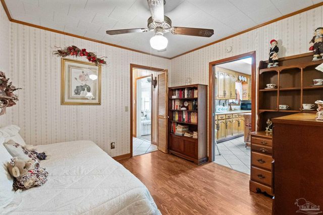 507 4th Ave, Atmore, AL 36502