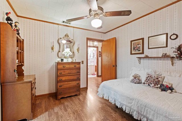 507 4th Ave, Atmore, AL 36502