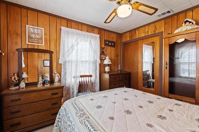 507 4th Ave, Atmore, AL 36502