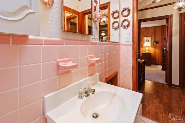 507 4th Ave, Atmore, AL 36502