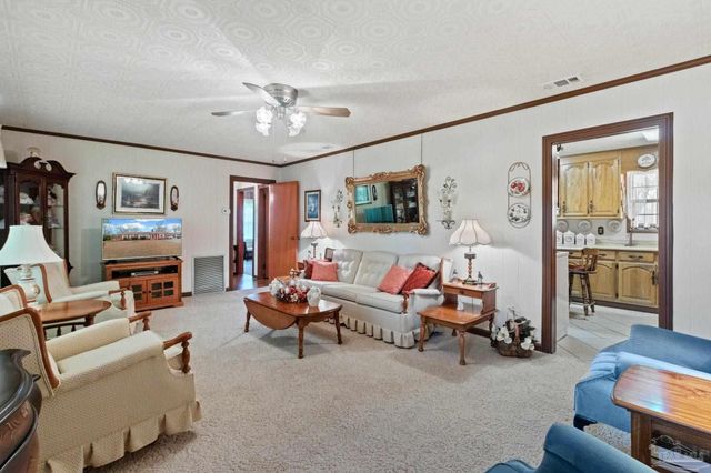 507 4th Ave, Atmore, AL 36502