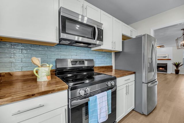 2912 Oxford Place, Charleston, SC 29414