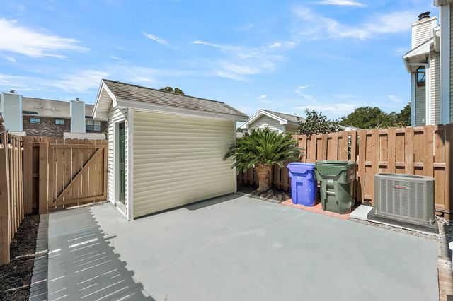 2912 Oxford Place, Charleston, SC 29414