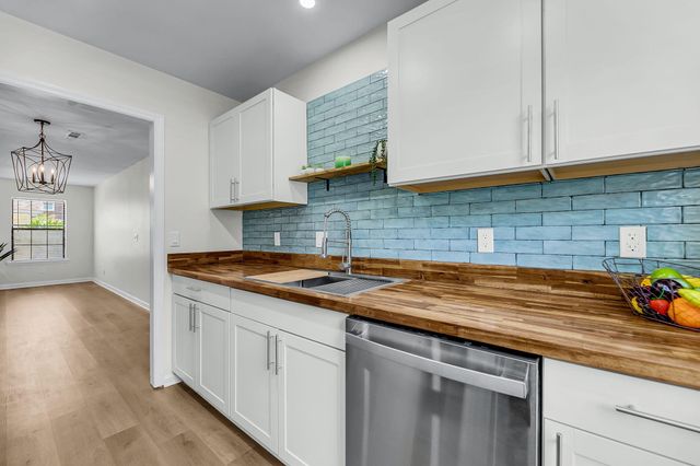 2912 Oxford Place, Charleston, SC 29414