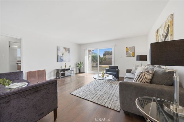 4646 Deeboyar Avenue, Lakewood, CA 90712