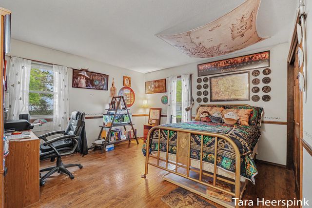 2078 Fernwood Drive, Georgetown Twp, MI 49428