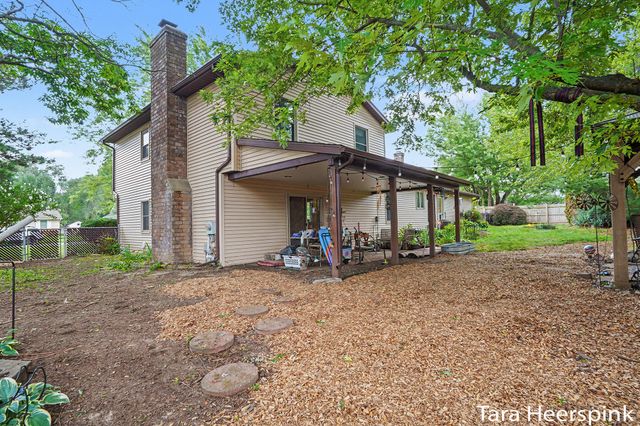 2078 Fernwood Drive, Georgetown Twp, MI 49428
