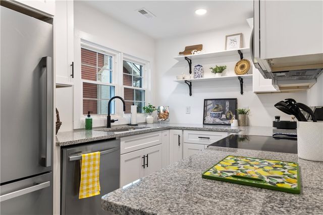 310 S Townville Street, Seneca, SC 29678