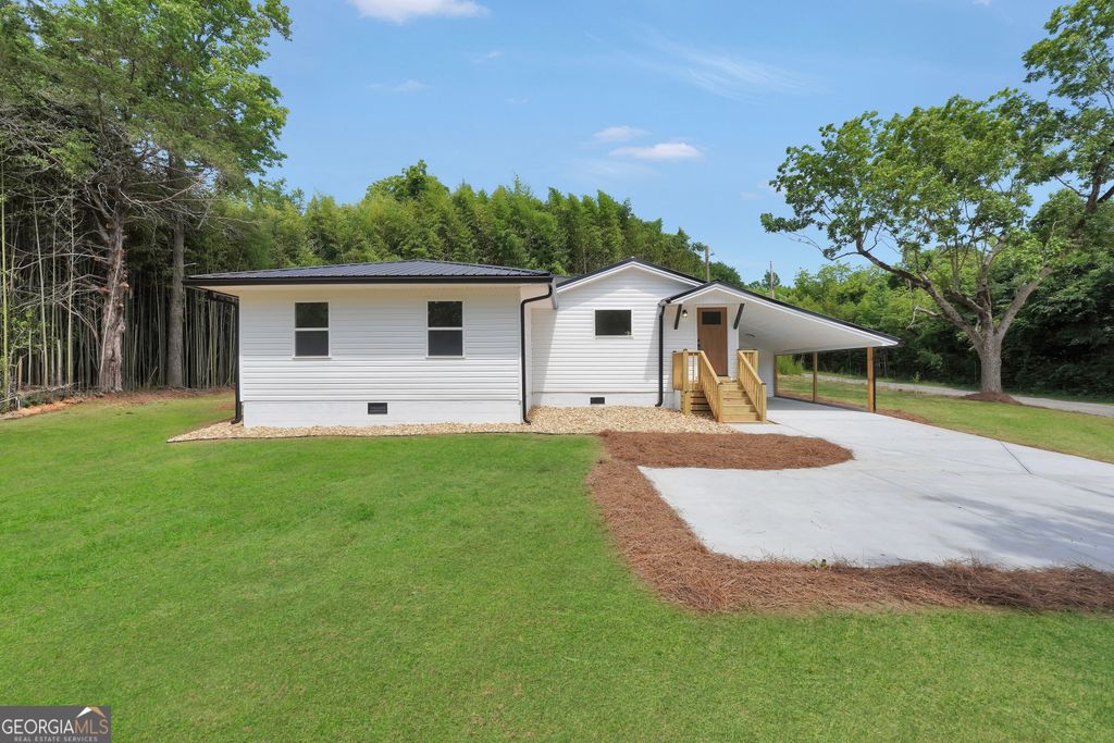 110 Howard Road, Barnesville, GA 30204