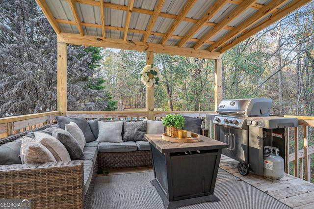 125 Floresta Drive, Mcdonough, GA 30252