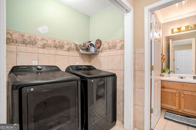 125 Floresta Drive, Mcdonough, GA 30252