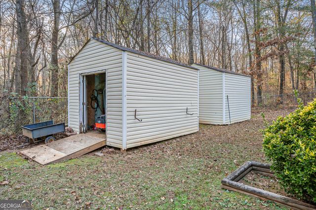 125 Floresta Drive, Mcdonough, GA 30252