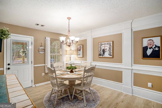 125 Floresta Drive, Mcdonough, GA 30252