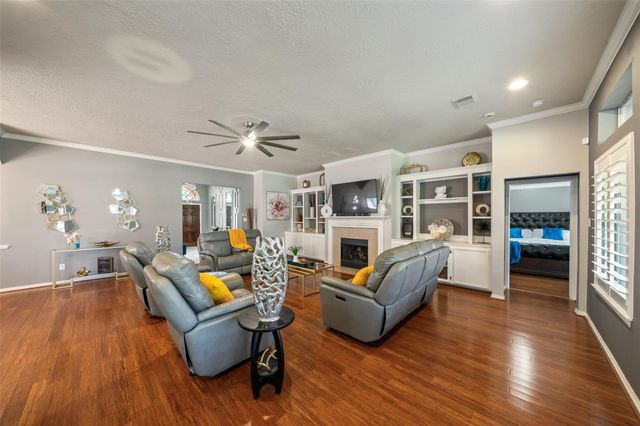 18703 Aquatic Drive, Humble, TX 77346