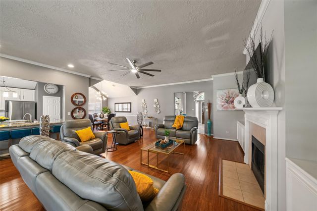 18703 Aquatic Drive, Humble, TX 77346