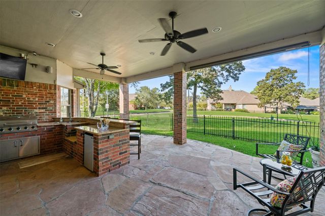 18703 Aquatic Drive, Humble, TX 77346